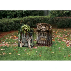 Fun World 22" Tombstone Faux Real Folding - 2 Piece Set